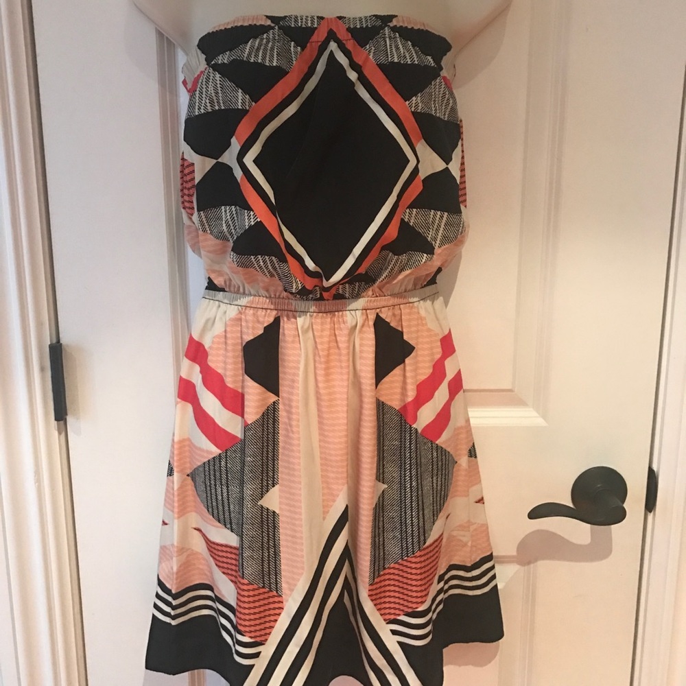 Strapless Express Dress